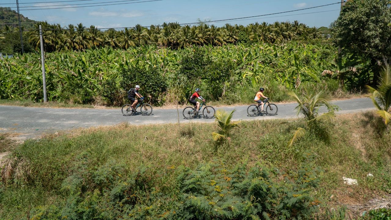 Vietnam-and-Cambodia-bike-tours121.jpg