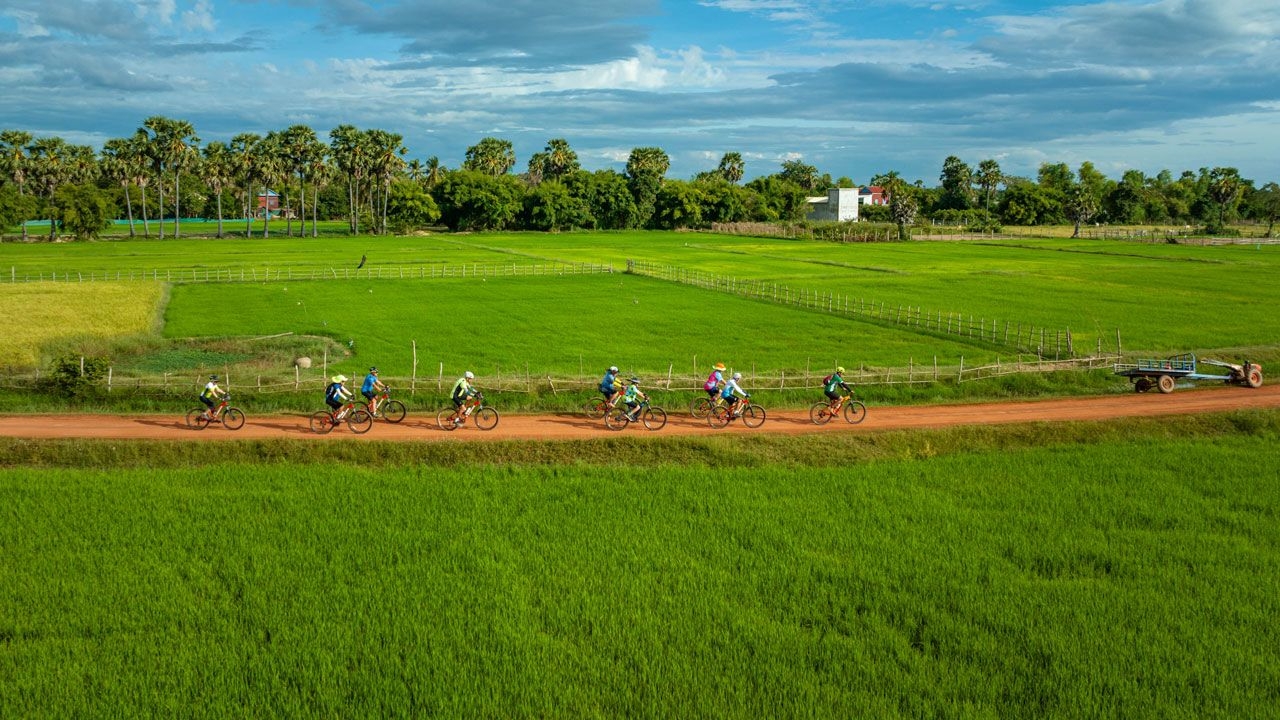 angkor-wat-cycling-tours-004.jpg