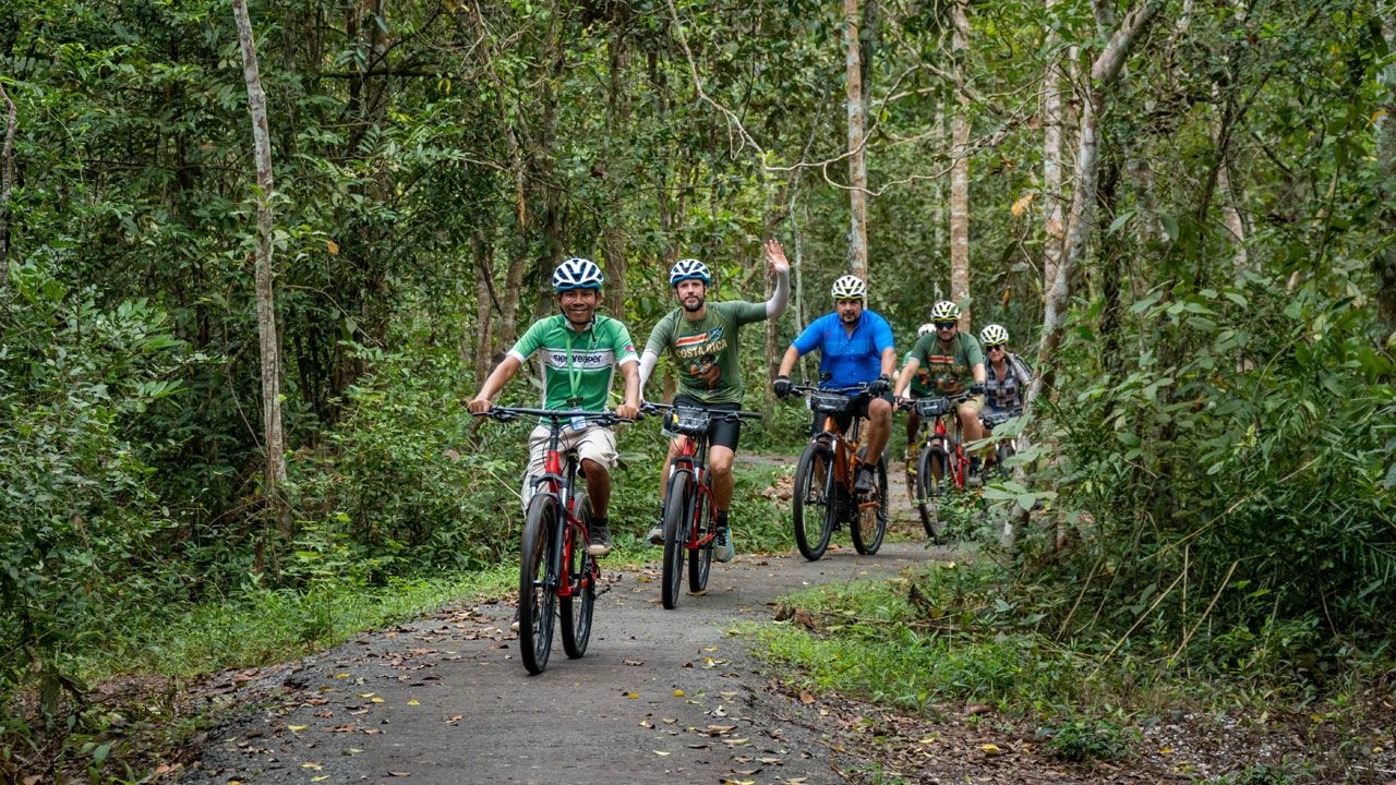 cambodia-bicyle-tour-0010.jpg
