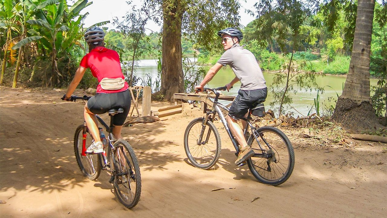 cambodia-bike-tours4.jpg