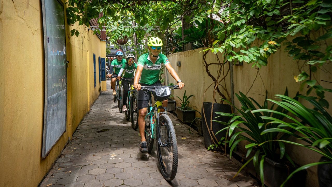 siem-reap-city-bike-tour1.jpg