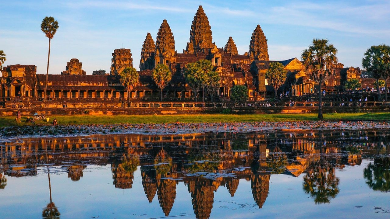 angkor-wat-tour.jpg